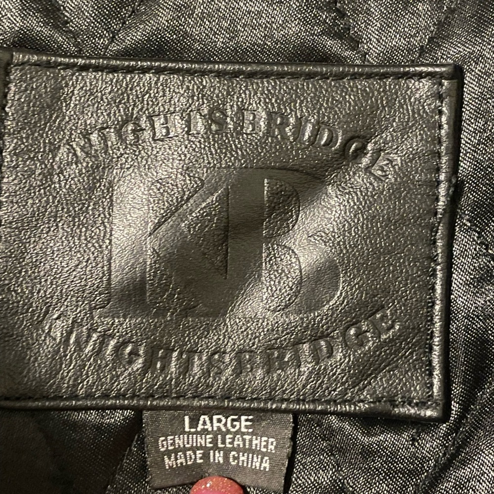 Leather jacket - Picture 3 of 3